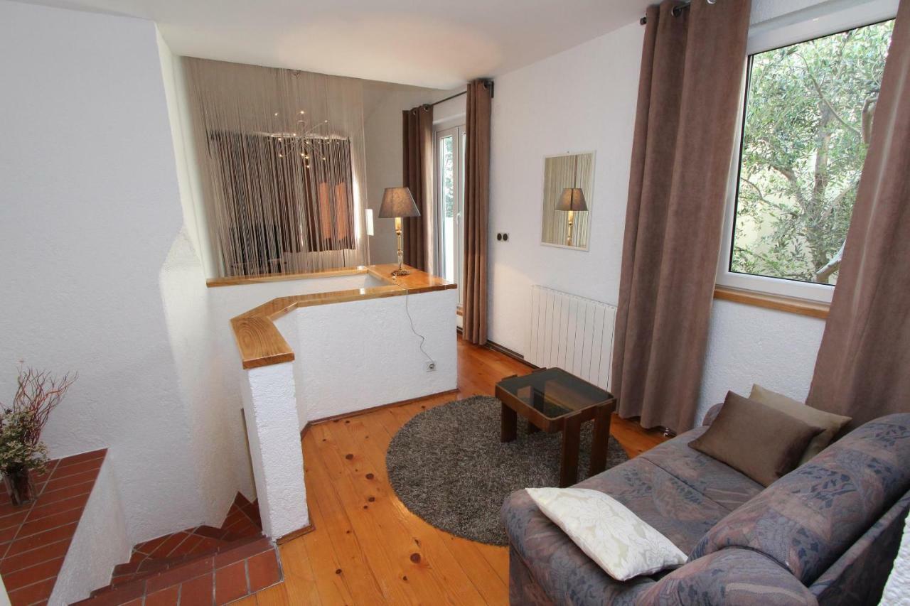 Apartment Marjanovic โรวีน ภายนอก รูปภาพ